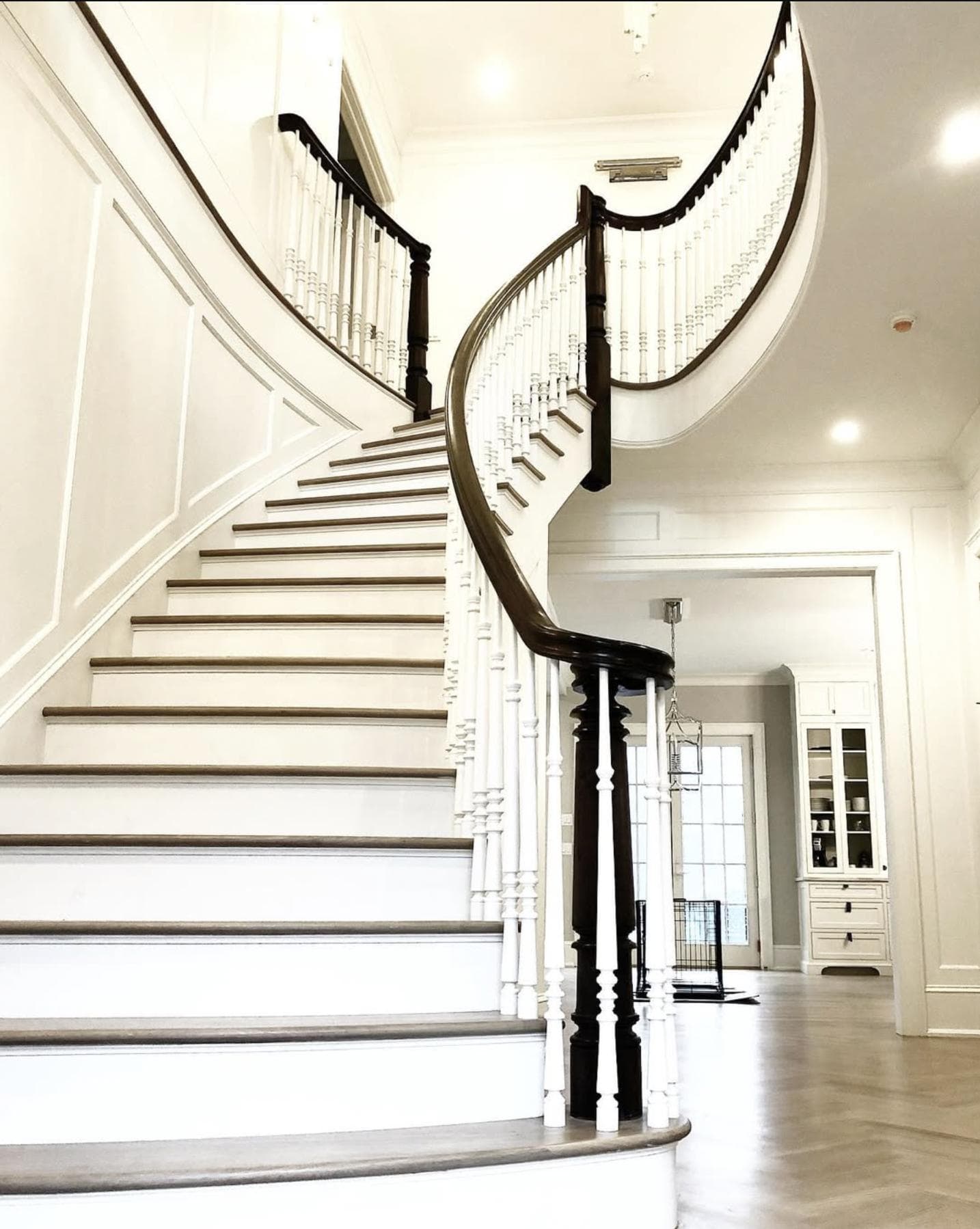Foyer & Staircase